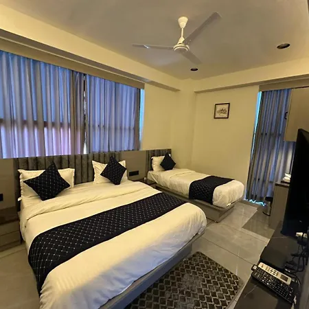 Hotel Asiana Sky Motera Ahmedabad-2